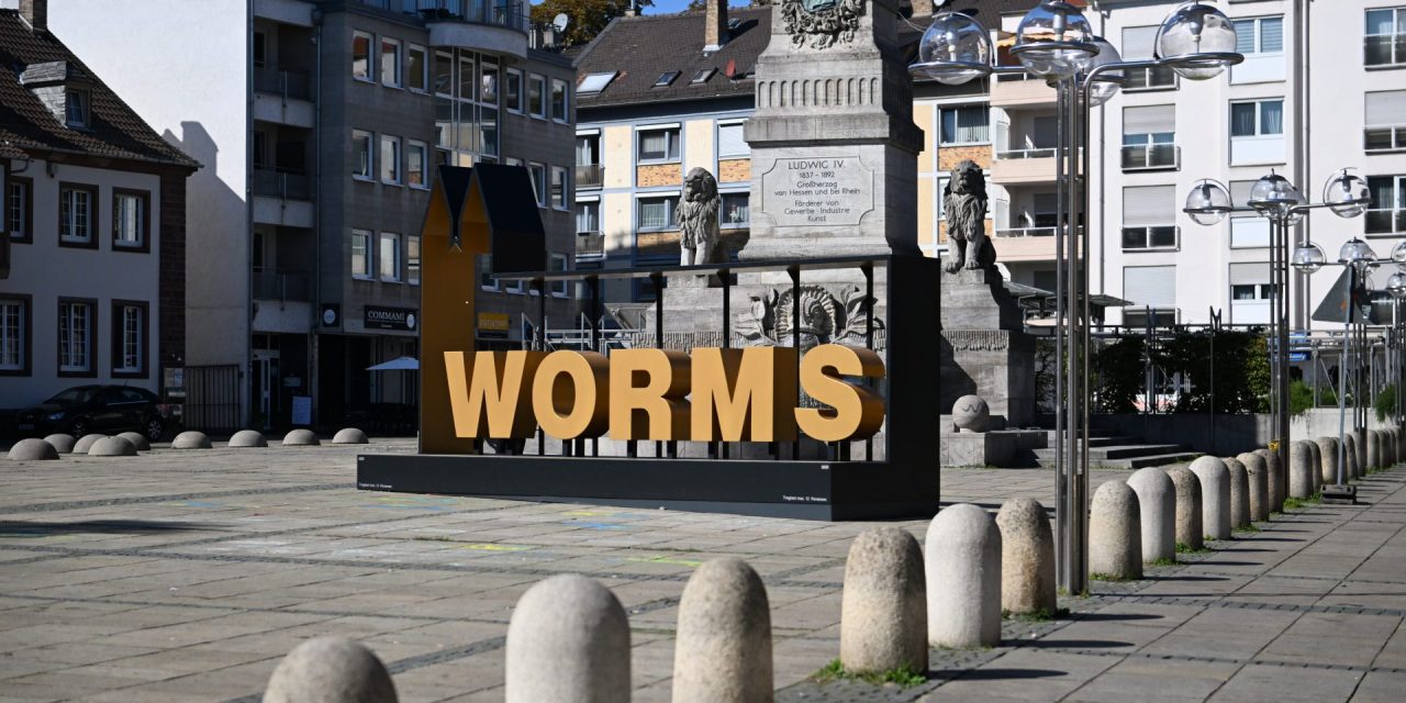 Worms – Termin im Bürgerservicebüro rechtzeitig vor den Ferien vereinbaren