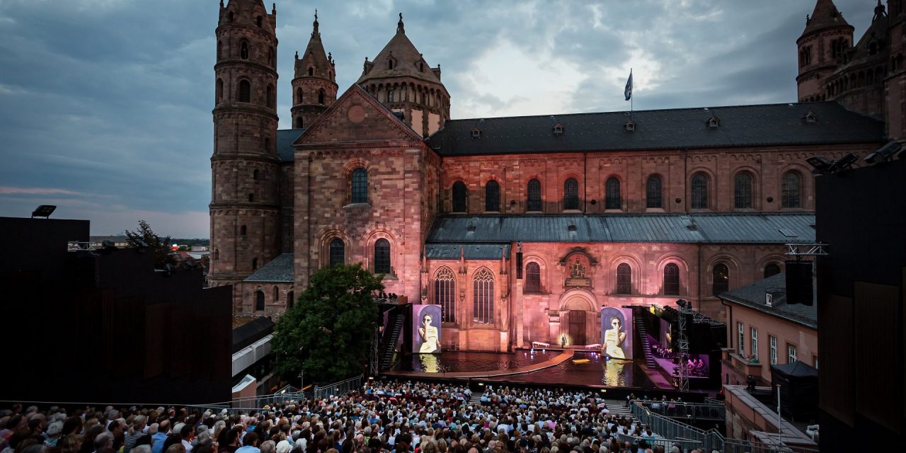 Nibelungen-Festspiele 2024: Regisseur Roger Vontobel kommt mit Künstlerischem Erfolgsteam zurück nach Worms